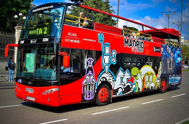 Passeio de ônibus turístico em Madri