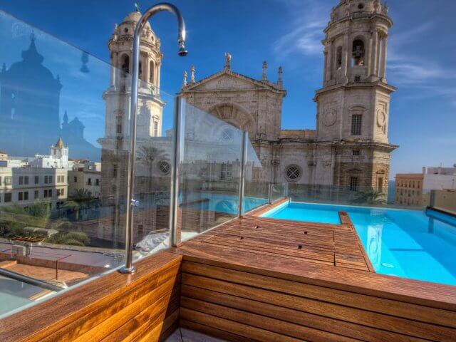 Hotéis bons e baratos em Cádiz